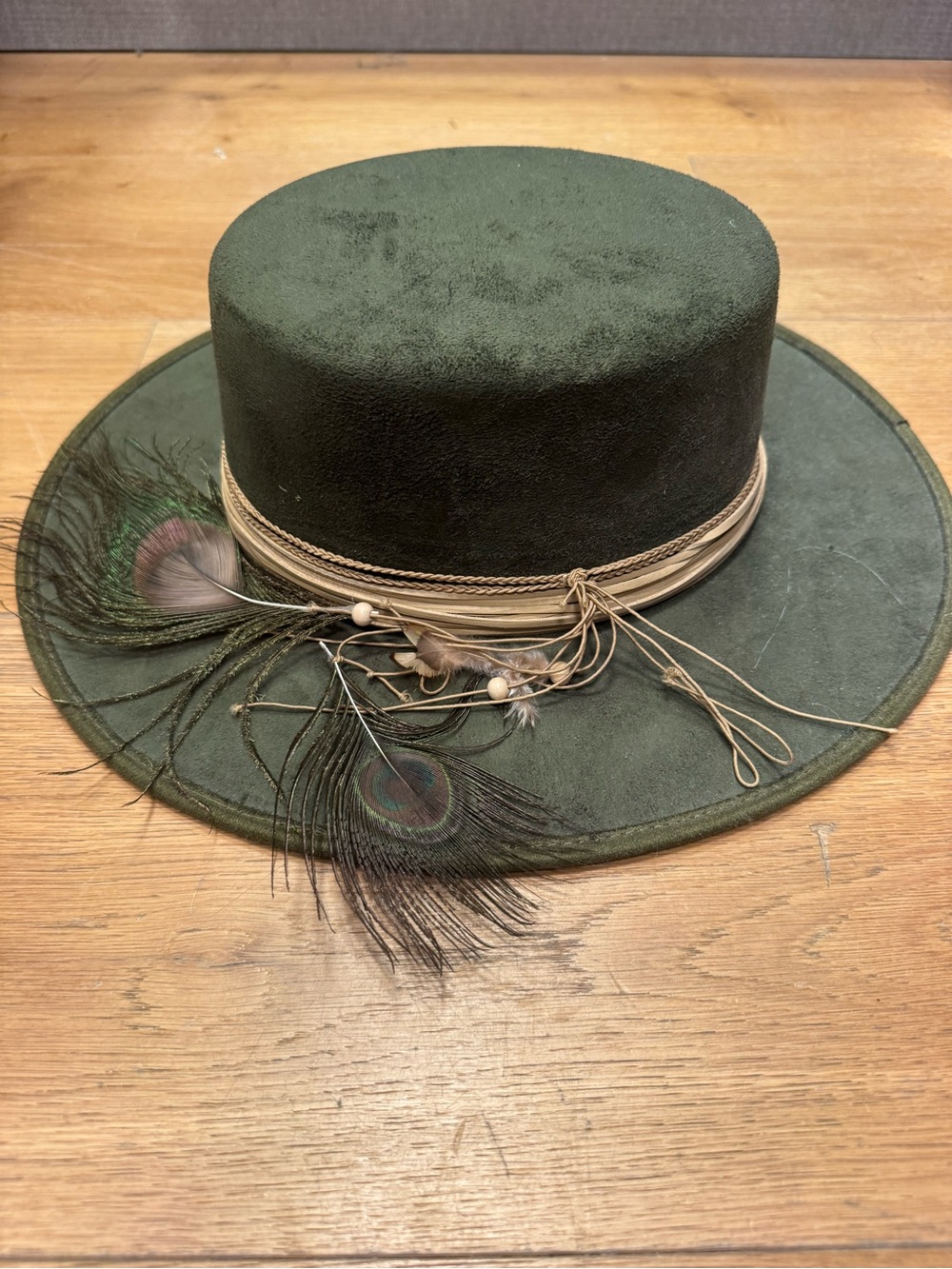 Women's XHSULA Forest Green Felt Wide-Brim Hat with peacock Feather Trim